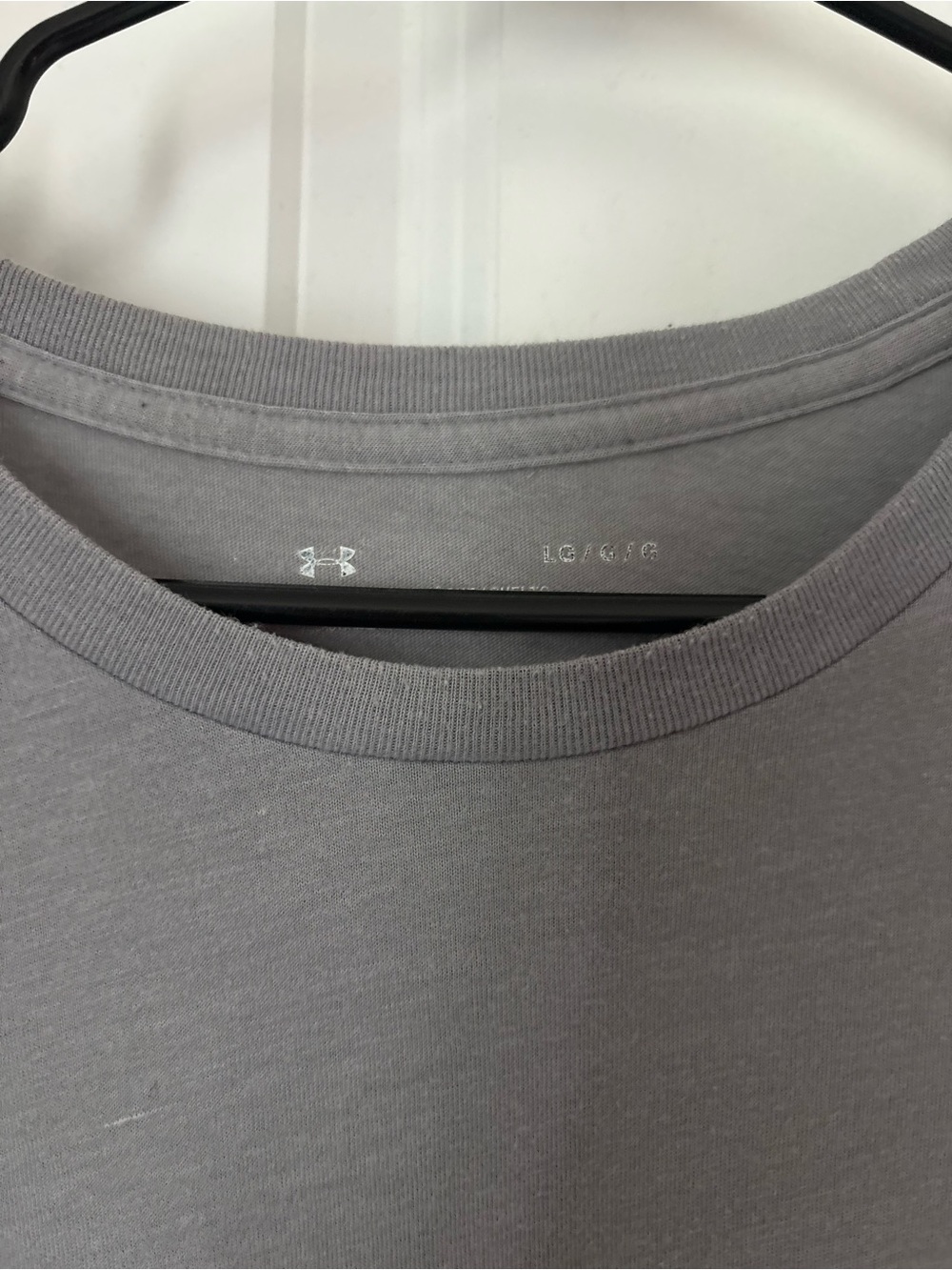 Under Armour Short-Sleeve Tee - Picture 2 of 3